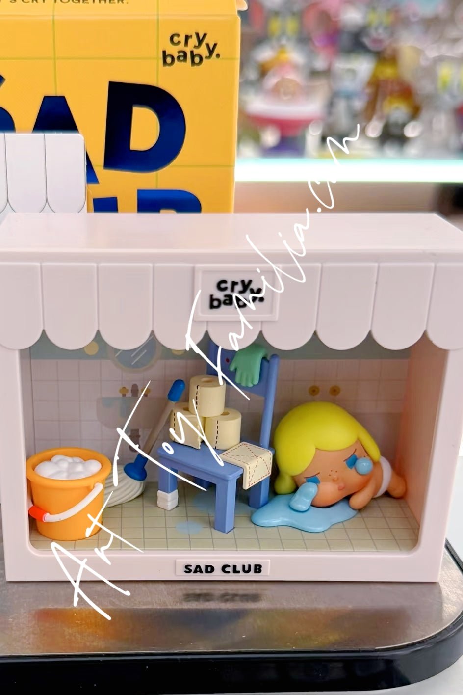 crybaby-sad-clunb-series-scene-sets-POP Mart Crybaby