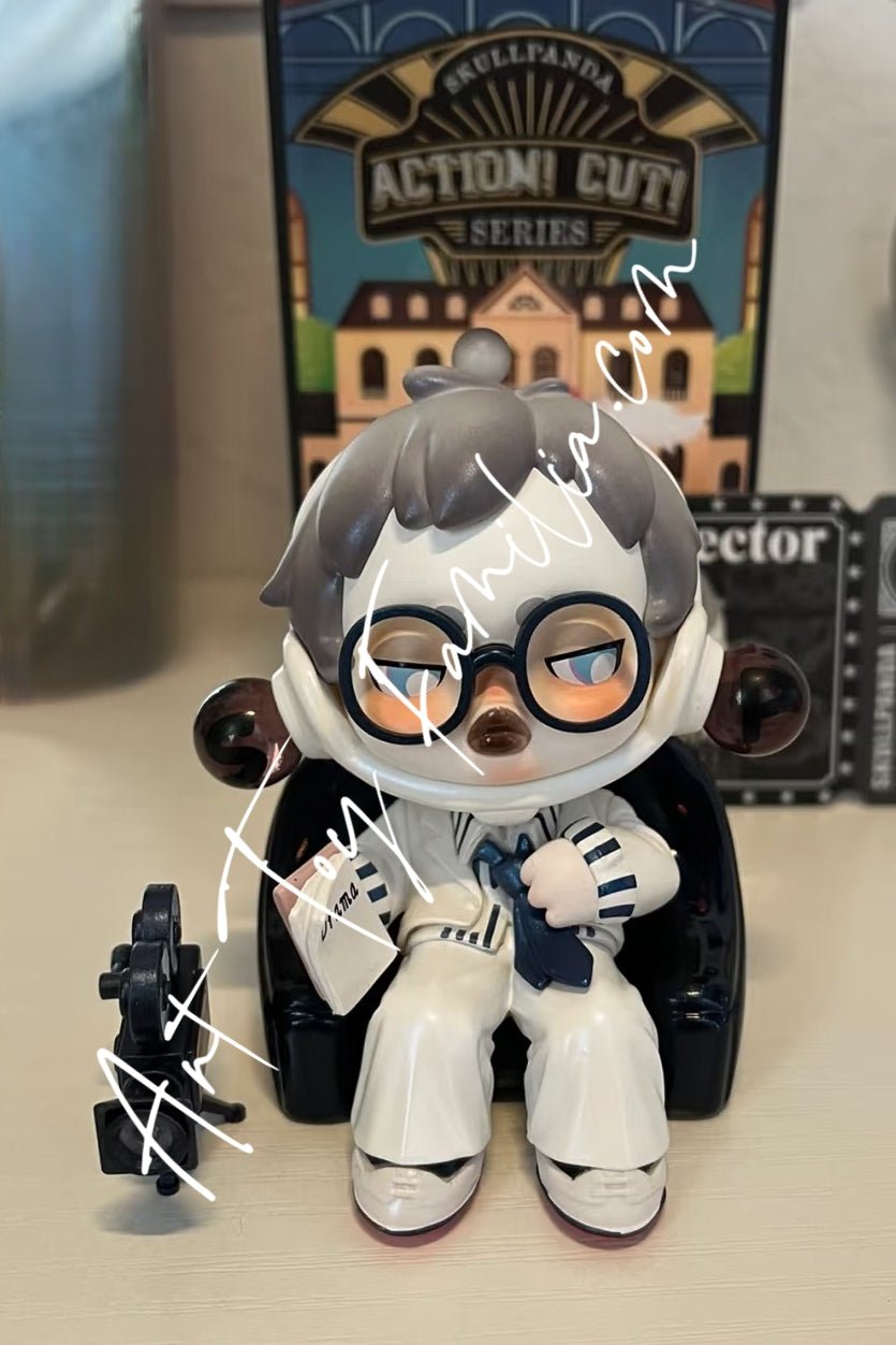 POP MART Skullpanda Action Cut Series